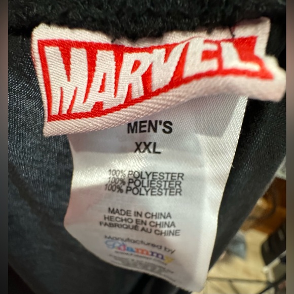 NWT Marvel Deadpool Red and Black Men's Pajama Set size 2X - Picture 13 of 13